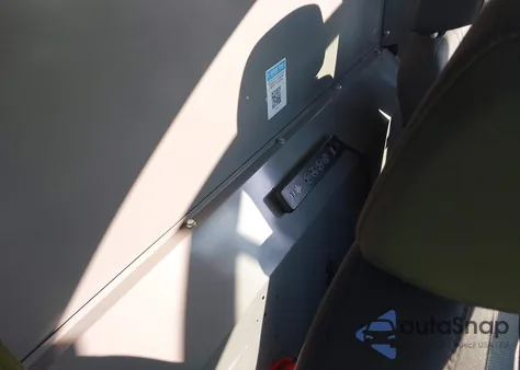 2020 Ford Transit Connect Xl z USA, uszkodzony, nr VIN NM0LS7E25L1481322